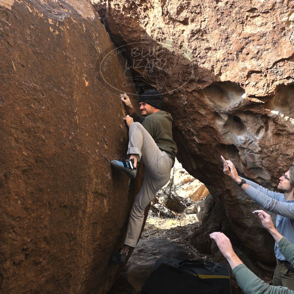 

Filename: SRM_20230128_1430330.jpg
Aperture: f/4.0
Shutter Speed: 1/320
Body: Canon EOS R6
Lens: Canon EF 16-35mm f/2.8 L