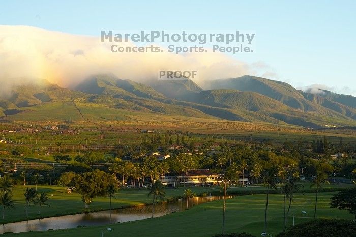 Arrival in Maui, Hawai'i, 2007.

Filename: SRM_20071216_1731039.jpg
Aperture: f/8.0
Shutter Speed: 1/40
Body: Canon EOS-1D Mark II
Lens: Canon EF 50mm f/1.8 II