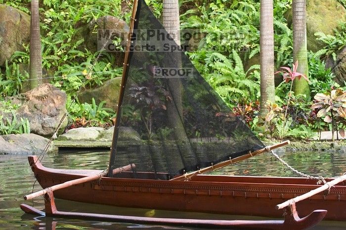 Trip to Maui, Hawai'i, 2007.

Filename: SRM_20071222_1209439.jpg
Aperture: f/4.0
Shutter Speed: 1/60
Body: Canon EOS 20D
Lens: Canon EF 80-200mm f/2.8 L