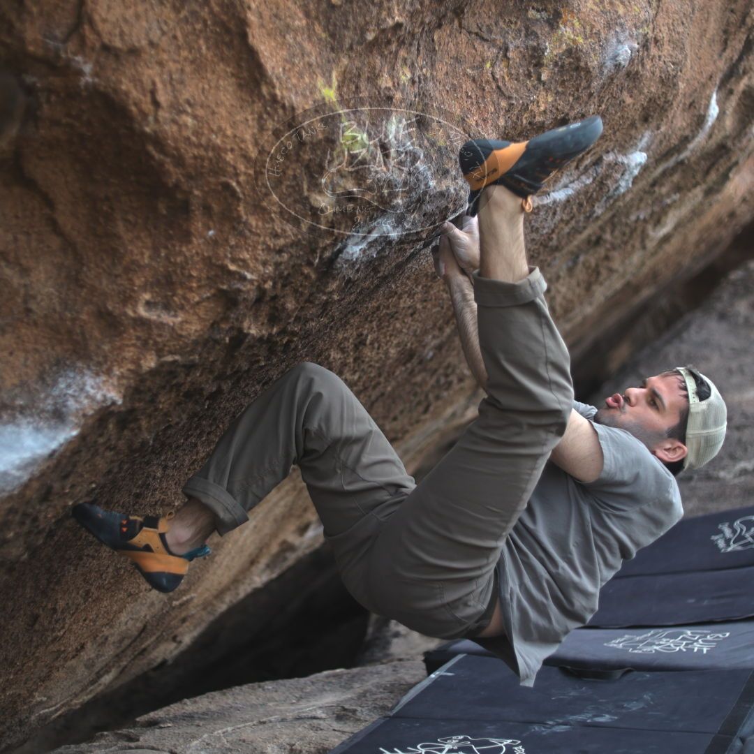 

Filename: SRM_20230307_1500380.jpg
Aperture: f/2.0
Shutter Speed: 1/500
Body: Canon EOS R6
Lens: Canon EF 50mm f/1.8 II