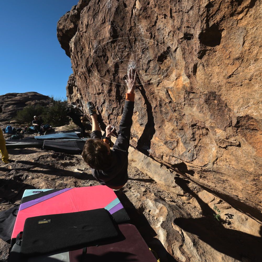 Filename: SRM_20231122_0928380.jpg
Aperture: f/8.0
Shutter Speed: 1/640
Body: Canon EOS R6
Lens: Canon EF 16-35mm f/2.8 L