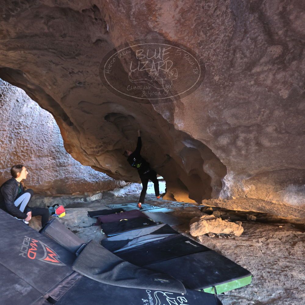 

Filename: SRM_20231122_1520230.jpg
Aperture: f/4.0
Shutter Speed: 1/250
Body: Canon EOS R6
Lens: Canon EF 16-35mm f/2.8 L