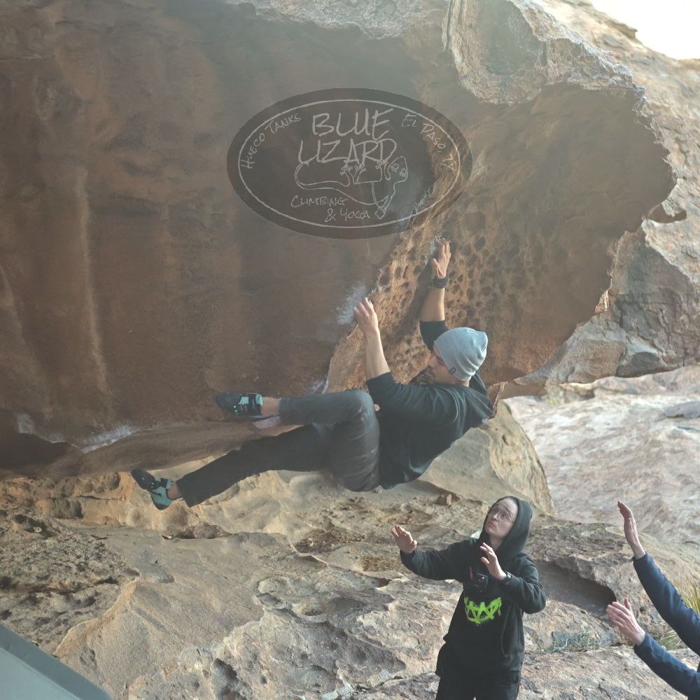 Filename: SRM_20231122_1648160.jpg
Aperture: f/4.0
Shutter Speed: 1/400
Body: Canon EOS R6
Lens: Canon EF 50mm f/1.8 II