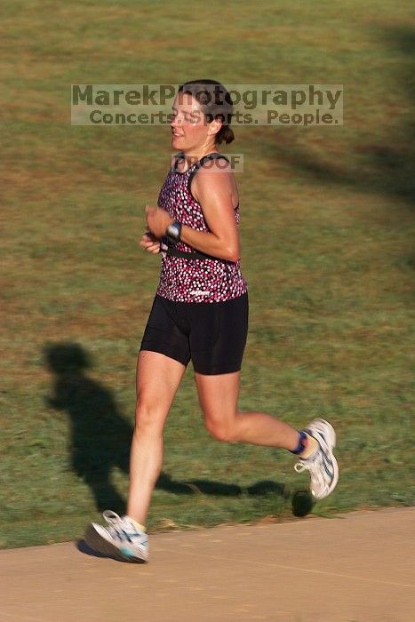 Beth Marek (bib #81) of Austin placed 4 in her age group (F 30-34) with an overall time of 01:46:51 at The Howdy Du duathlon in Berry Springs Park, Georgetown, Sunday July 6, 2008.
Filename: SRM_20080706_0742122.jpg
Aperture: f/11.0
Shutter Speed: 1/125
Body: Canon EOS 20D
Lens: Canon EF 300mm f/2.8 L IS