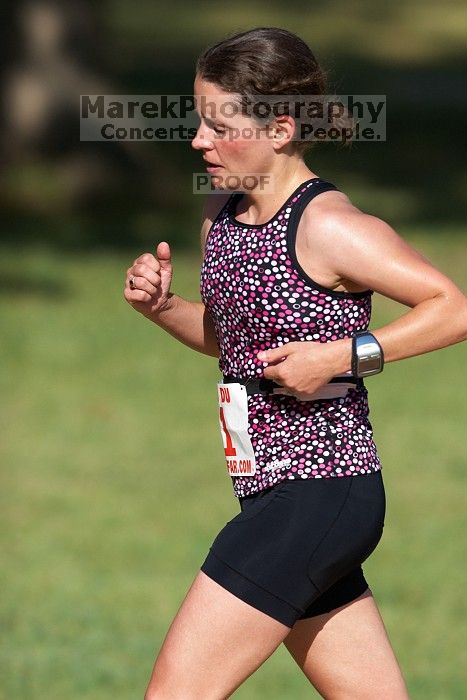 Beth Marek (bib #81) of Austin placed 4 in her age group (F 30-34) with an overall time of 01:46:51 at The Howdy Du duathlon in Berry Springs Park, Georgetown, Sunday July 6, 2008.
Filename: SRM_20080706_0907384.jpg
Aperture: f/4.0
Shutter Speed: 1/500
Body: Canon EOS 20D
Lens: Canon EF 300mm f/2.8 L IS