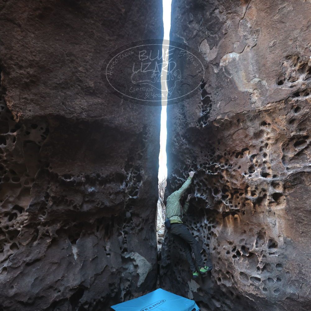 Filename: SRM_20250308_1637590.jpg
Aperture: f/4.0
Shutter Speed: 1/250
Body: Canon EOS R6
Lens: Canon EF 16-35mm f/2.8 L