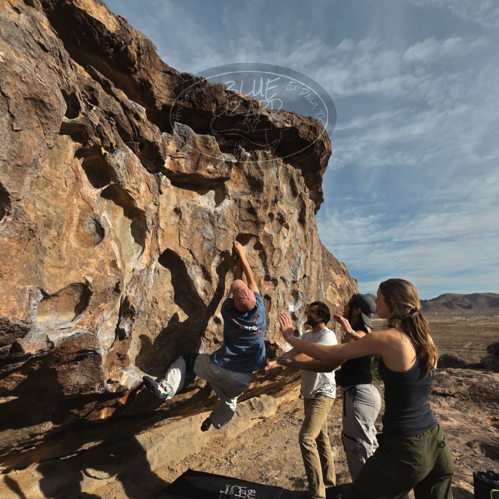 

Filename: SRM_20250317_0821240.jpg
Aperture: f/5.6
Shutter Speed: 1/640
Body: Canon EOS R6
Lens: Canon EF 16-35mm f/2.8 L