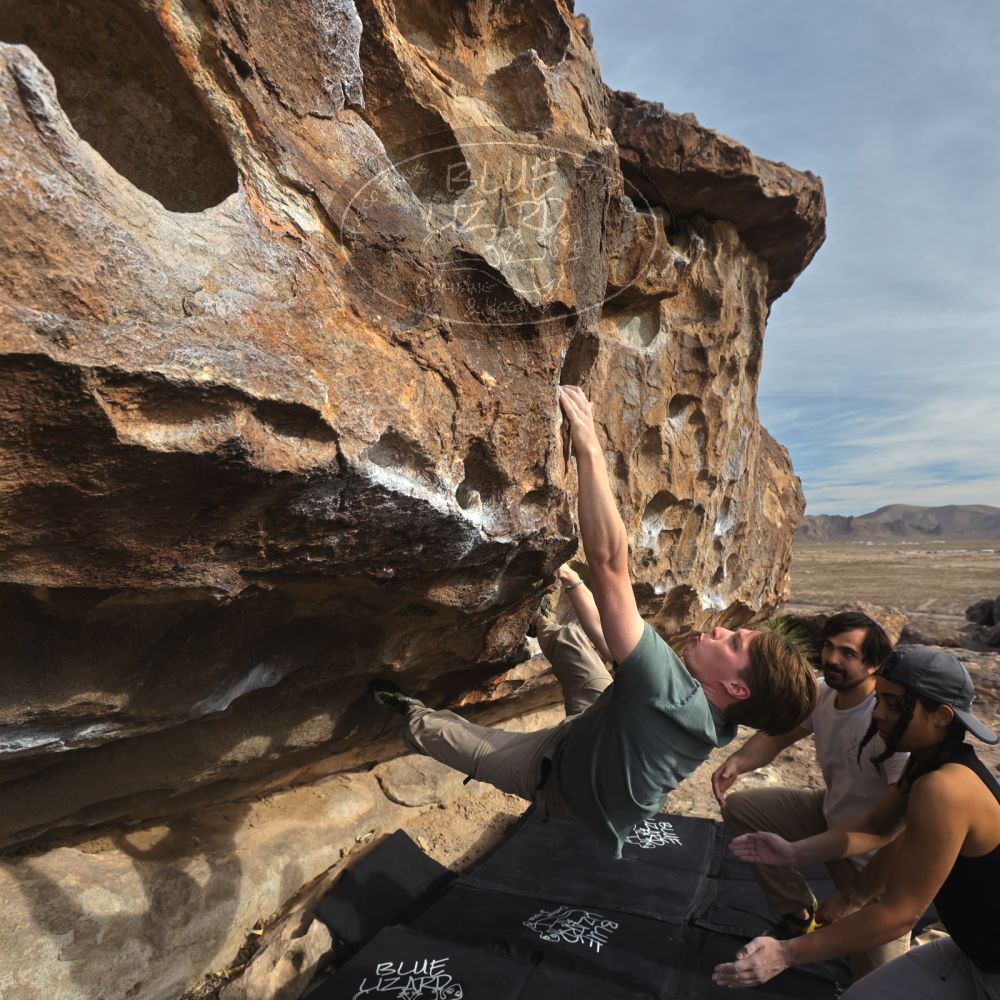 

Filename: SRM_20250317_0838060.jpg
Aperture: f/5.6
Shutter Speed: 1/500
Body: Canon EOS R6
Lens: Canon EF 16-35mm f/2.8 L