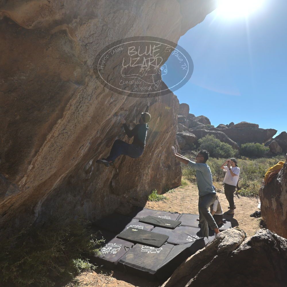 

Filename: SRM_20251110_1135393.jpg
Aperture: f/4.0
Shutter Speed: 1/500
Body: Canon EOS R6
Lens: Canon EF 16-35mm f/2.8 L