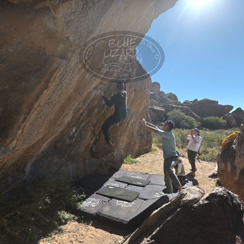 

Filename: SRM_20251110_1135410.jpg
Aperture: f/4.0
Shutter Speed: 1/500
Body: Canon EOS R6
Lens: Canon EF 16-35mm f/2.8 L