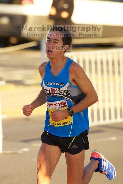 The first annual San Antonio Rock and Roll Marathon, Sunday, November 16, 2008.

Filename: SRM_20081116_08193476.jpg
Aperture: f/4.0
Shutter Speed: 1/1600
Body: Canon EOS-1D Mark II
Lens: Canon EF 300mm f/2.8 L IS