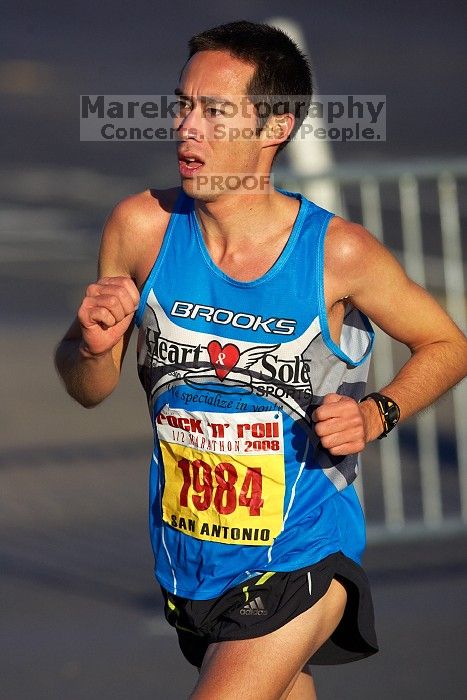 The first annual San Antonio Rock and Roll Marathon, Sunday, November 16, 2008.

Filename: SRM_20081116_08193679.jpg
Aperture: f/4.0
Shutter Speed: 1/3200
Body: Canon EOS-1D Mark II
Lens: Canon EF 300mm f/2.8 L IS
