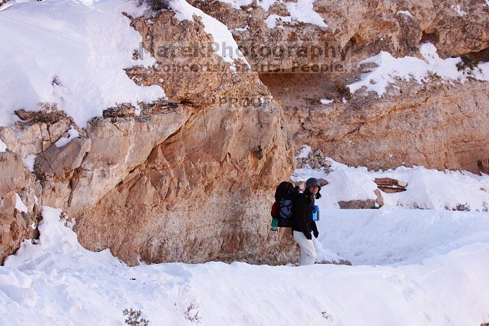 Beth Marek hiking down the South Kaibab trail, backpacking the Grand Canyon with Beth, Thursday, January 1, 2009.
Filename: SRM_20090101_11504741.jpg
Aperture: f/8.0
Shutter Speed: 1/320
Body: Canon EOS-1D Mark II
Lens: Canon EF 100-400mm f/4.5-5.6 L IS USM