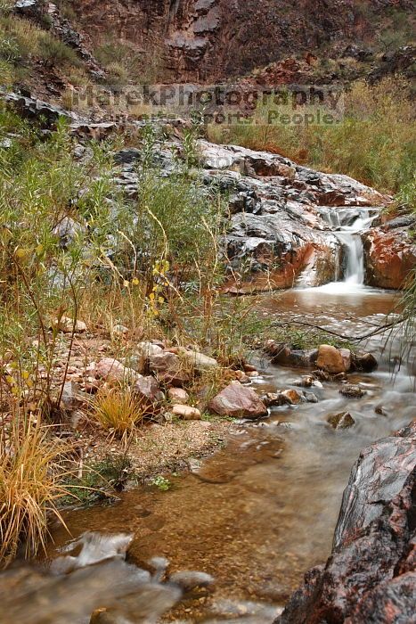 Hiking up the Bright Angel trail from Bright Angel campground to Indian Garden campground, while backpacking the Grand Canyon with Beth, Saturday, January 3, 2009.
Filename: SRM_20090103_10215908.JPG
Aperture: f/22.0
Shutter Speed: 16/10
Body: Canon EOS-1D Mark II
Lens: Canon EF 16-35mm f/2.8 L