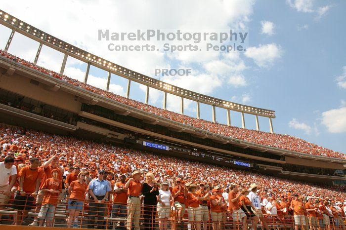 The University of Texas football team defeated the Arkansas Razorbacks with a score of 52-10 in Austin, TX on Saturday, September 27, 2008.
Filename: SRM_20080927_14245651.jpg
Aperture: f/8.0
Shutter Speed: 1/1000
Body: Canon EOS DIGITAL REBEL
Lens: Canon EF 16-35mm f/2.8 L