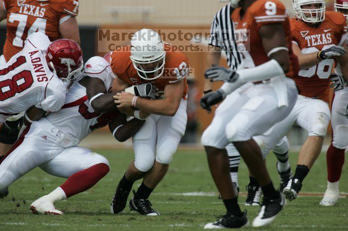 The University of Texas football team defeated the Arkansas Razorbacks with a score of 52-10 in Austin, TX on Saturday, September 27, 2008.

Filename: SRM_20080927_14553037.jpg
Aperture: f/5.6
Shutter Speed: 1/1250
Body: Canon EOS-1D Mark II
Lens: Canon EF 300mm f/2.8 L IS