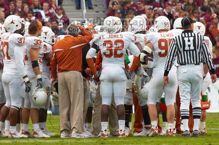 The University of Texas, Austin played Texas A&M in football at Kyle Field, College Station, on November 23, 2007. UT lost to the Aggies, 30 to 38.
Filename: SRM_20071123_1614483.jpg
Aperture: f/13.0
Shutter Speed: 1/125
Body: Canon EOS-1D Mark II
Lens: Canon EF 300mm f/2.8 L IS