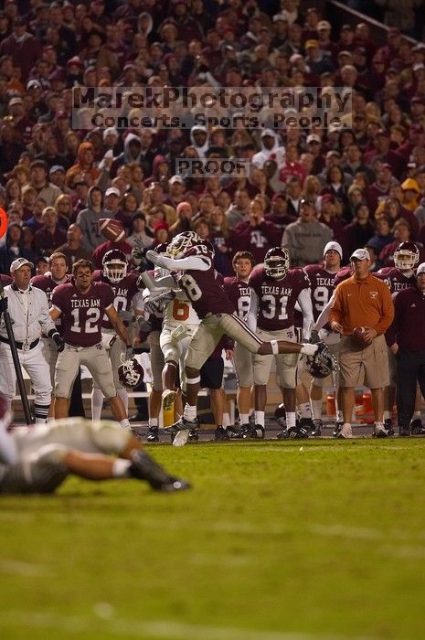 The University of Texas, Austin played Texas A&M in football at Kyle Field, College Station, on November 23, 2007. UT lost to the Aggies, 30 to 38.
Filename: SRM_20071123_1909500.jpg
Aperture: f/2.8
Shutter Speed: 1/500
Body: Canon EOS-1D Mark II
Lens: Canon EF 300mm f/2.8 L IS