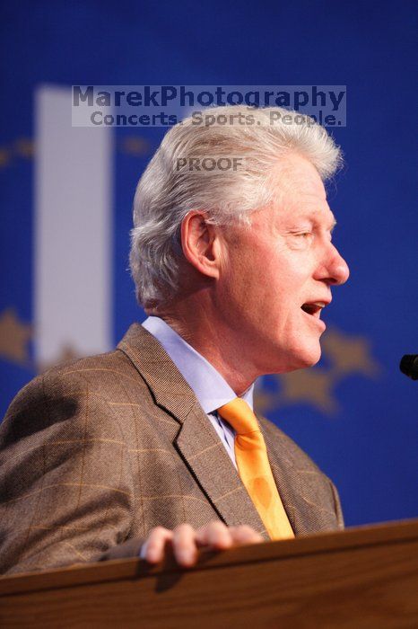 Former President Bill Clinton speaking at the CGIU meeting. Day one of the 2nd Annual Clinton Global Initiative University (CGIU) meeting was held at The University of Texas at Austin, Friday, February 13, 2009.
Filename: SRM_20090213_16142808.jpg
Aperture: f/2.8
Shutter Speed: 1/125
Body: Canon EOS 20D
Lens: Canon EF 300mm f/2.8 L IS