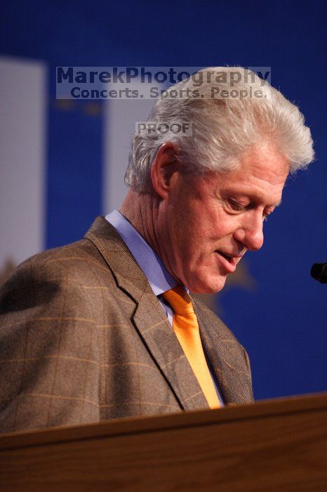 Former President Bill Clinton speaking at the CGIU meeting. Day one of the 2nd Annual Clinton Global Initiative University (CGIU) meeting was held at The University of Texas at Austin, Friday, February 13, 2009.
Filename: SRM_20090213_16144114.jpg
Aperture: f/2.8
Shutter Speed: 1/200
Body: Canon EOS 20D
Lens: Canon EF 300mm f/2.8 L IS
