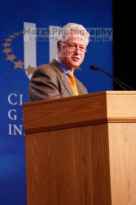 Former President Bill Clinton speaking at the CGIU meeting. Day one of the 2nd Annual Clinton Global Initiative University (CGIU) meeting was held at The University of Texas at Austin, Friday, February 13, 2009.
Filename: SRM_20090213_16151310.jpg
Aperture: f/4.0
Shutter Speed: 1/60
Body: Canon EOS-1D Mark II
Lens: Canon EF 80-200mm f/2.8 L