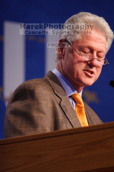 Former President Bill Clinton speaking at the CGIU meeting. Day one of the 2nd Annual Clinton Global Initiative University (CGIU) meeting was held at The University of Texas at Austin, Friday, February 13, 2009.
Filename: SRM_20090213_16155627.jpg
Aperture: f/2.8
Shutter Speed: 1/200
Body: Canon EOS 20D
Lens: Canon EF 300mm f/2.8 L IS
