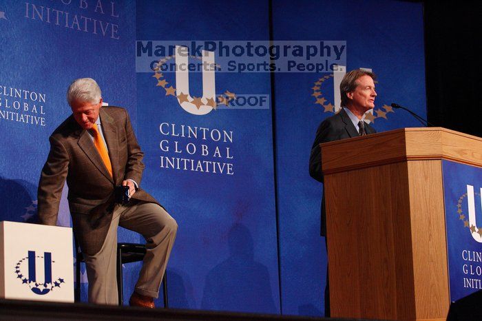 UT President William Powers Jr. speaks at the opening of the first plenary session of CGIU with Former President Bill Clinton listening. Day one of the 2nd Annual Clinton Global Initiative University (CGIU) meeting was held at The University of Texas at Austin, Friday, February 13, 2009.
Filename: SRM_20090213_16294254.jpg
Aperture: f/4.0
Shutter Speed: 1/250
Body: Canon EOS-1D Mark II
Lens: Canon EF 80-200mm f/2.8 L