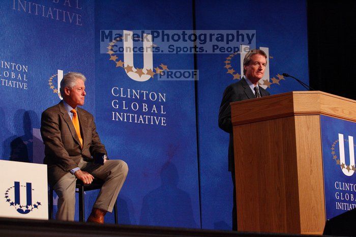 UT President William Powers Jr. speaks at the opening of the first plenary session of CGIU with Former President Bill Clinton listening. Day one of the 2nd Annual Clinton Global Initiative University (CGIU) meeting was held at The University of Texas at Austin, Friday, February 13, 2009.
Filename: SRM_20090213_16294759.jpg
Aperture: f/4.0
Shutter Speed: 1/250
Body: Canon EOS-1D Mark II
Lens: Canon EF 80-200mm f/2.8 L