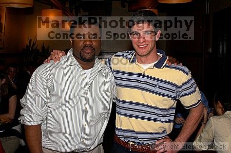 1020409145

Filename: srm_050429_201804_std.jpg
Aperture: f/7.1
Shutter Speed: 1/200
Body: Canon EOS 20D
Lens: Canon EF-S 18-55mm f/3.5-5.6