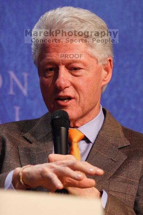 Former President Bill Clinton moderated the discussion between Natalie Portman, Mambidzeni Madzivire, BME graduate student at Mayo Graduate School, Blake Mycoskie, founder of TOMS shoes, and Paul Bell, president of Dell Global Public, during the first plenary session at the CGIU meeting. Day one of the 2nd Annual Clinton Global Initiative University (CGIU) meeting was held at The University of Texas at Austin, Friday, February 13, 2009.
Filename: SRM_20090213_17002890.jpg
Aperture: f/4.0
Shutter Speed: 1/200
Body: Canon EOS 20D
Lens: Canon EF 300mm f/2.8 L IS