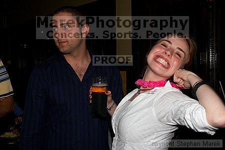 1020409145

Filename: srm_050429_201856_std.jpg
Aperture: f/6.3
Shutter Speed: 1/200
Body: Canon EOS 20D
Lens: Canon EF-S 18-55mm f/3.5-5.6