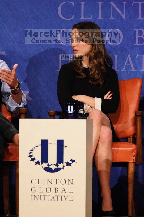 Natalie Portman spoke about micro-loans, especially for women to start their own businesses, in poor and developing countries, at the opening plenary session of the CGIU meeting. Day one of the 2nd Annual Clinton Global Initiative University (CGIU) meeting was held at The University of Texas at Austin, Friday, February 13, 2009.
Filename: SRM_20090213_17104876.jpg
Aperture: f/5.6
Shutter Speed: 1/250
Body: Canon EOS 20D
Lens: Canon EF 300mm f/2.8 L IS