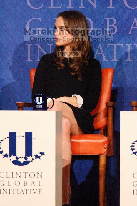 Natalie Portman spoke about micro-loans, especially for women to start their own businesses, in poor and developing countries, at the opening plenary session of the CGIU meeting. Day one of the 2nd Annual Clinton Global Initiative University (CGIU) meeting was held at The University of Texas at Austin, Friday, February 13, 2009.
Filename: SRM_20090213_17220973.jpg
Aperture: f/5.6
Shutter Speed: 1/200
Body: Canon EOS-1D Mark II
Lens: Canon EF 300mm f/2.8 L IS