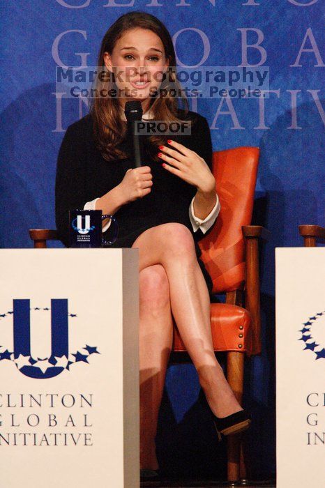 Natalie Portman spoke about micro-loans, especially for women to start their own businesses, in poor and developing countries, at the opening plenary session of the CGIU meeting. Day one of the 2nd Annual Clinton Global Initiative University (CGIU) meeting was held at The University of Texas at Austin, Friday, February 13, 2009.
Filename: SRM_20090213_17310886.jpg
Aperture: f/5.6
Shutter Speed: 1/250
Body: Canon EOS-1D Mark II
Lens: Canon EF 300mm f/2.8 L IS