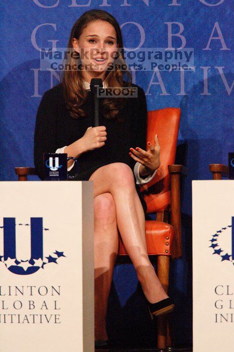Natalie Portman spoke about micro-loans, especially for women to start their own businesses, in poor and developing countries, at the opening plenary session of the CGIU meeting. Day one of the 2nd Annual Clinton Global Initiative University (CGIU) meeting was held at The University of Texas at Austin, Friday, February 13, 2009.
Filename: SRM_20090213_17310988.jpg
Aperture: f/5.6
Shutter Speed: 1/250
Body: Canon EOS-1D Mark II
Lens: Canon EF 300mm f/2.8 L IS