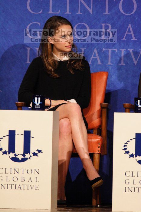 Natalie Portman spoke about micro-loans, especially for women to start their own businesses, in poor and developing countries, at the opening plenary session of the CGIU meeting. Day one of the 2nd Annual Clinton Global Initiative University (CGIU) meeting was held at The University of Texas at Austin, Friday, February 13, 2009.
Filename: SRM_20090213_17354013.jpg
Aperture: f/5.6
Shutter Speed: 1/200
Body: Canon EOS 20D
Lens: Canon EF 300mm f/2.8 L IS
