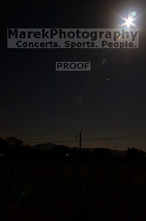 

Filename: CRW_8758.jpg
Aperture: f/13.0
Shutter Speed: 30/1
Body: Canon EOS DIGITAL REBEL
Lens: Canon EF-S 18-55mm f/3.5-5.6