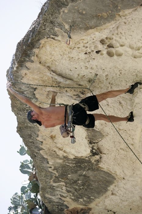 Tyler climbing Lonsome Dove (5.12), the roof above Diving for Rocks. It was another long day of rock climbing at Seismic Wall on Austin's Barton Creek Greenbelt, Sunday, June 7, 2009.
Filename: SRM_20090607_13443704.jpg
Aperture: f/4.0
Shutter Speed: 1/500
Body: Canon EOS-1D Mark II
Lens: Canon EF 80-200mm f/2.8 L