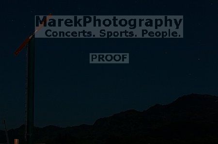 

Filename: CRW_8770.jpg
Aperture: f/11.0
Shutter Speed: 30/1
Body: Canon EOS DIGITAL REBEL
Lens: Canon EF 80-200mm f/2.8 L