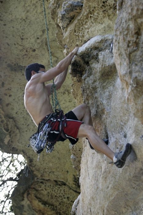 Chris Bottaro on Diving for Rocks (5.10d). It was another long day of rock climbing at Seismic Wall on Austin's Barton Creek Greenbelt, Sunday, June 090607, 2009.
Filename: SRM_20090607_17433938.jpg
Aperture: f/4.0
Shutter Speed: 1/400
Body: Canon EOS-1D Mark II
Lens: Canon EF 80-200mm f/2.8 L