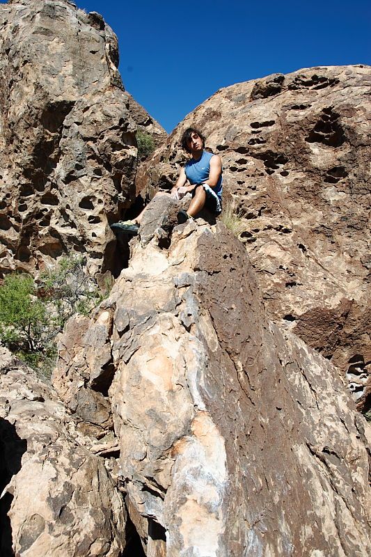 Javier Morales rock climbing in Hueco Tanks State Park and Historic Site during the Hueco Tanks Awesome Fest 2010 trip, Saturday, May 22, 2010.
Filename: SRM_20100522_10463138.JPG
Aperture: f/5.0
Shutter Speed: 1/800
Body: Canon EOS-1D Mark II
Lens: Canon EF 16-35mm f/2.8 L