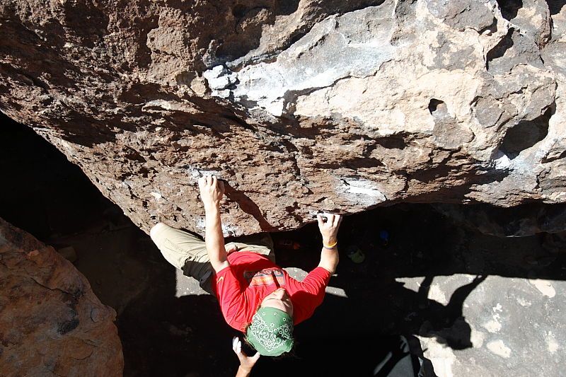 Steve Marek rock climbing in Hueco Tanks State Park and Historic Site during the Hueco Tanks Awesome Fest 2010 trip, Saturday, May 22, 2010.
Filename: SRM_20100522_10471442.JPG
Aperture: f/5.0
Shutter Speed: 1/400
Body: Canon EOS-1D Mark II
Lens: Canon EF 16-35mm f/2.8 L