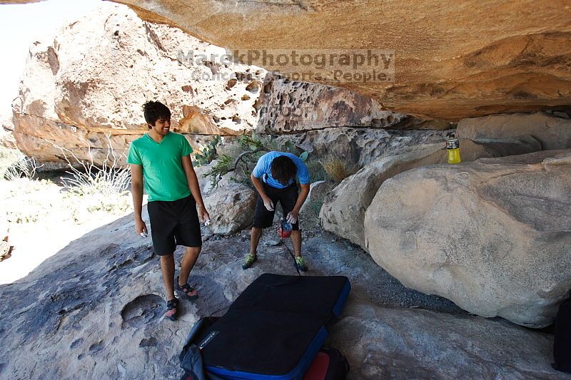 Rock climbing in Hueco Tanks State Park and Historic Site during the Hueco Tanks Awesome Fest 2010 trip, Monday, May 24, 2010.

Filename: SRM_20100524_11542993.JPG
Aperture: f/4.0
Shutter Speed: 1/640
Body: Canon EOS-1D Mark II
Lens: Canon EF 16-35mm f/2.8 L