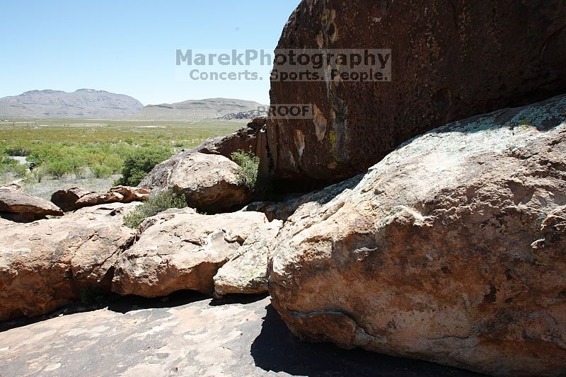 Rock climbing in Hueco Tanks State Park and Historic Site during the Hueco Tanks Awesome Fest 2010 trip, Monday, May 24, 2010.
Filename: SRM_20100524_13251139.JPG
Aperture: f/8.0
Shutter Speed: 1/250
Body: Canon EOS-1D Mark II
Lens: Canon EF 16-35mm f/2.8 L