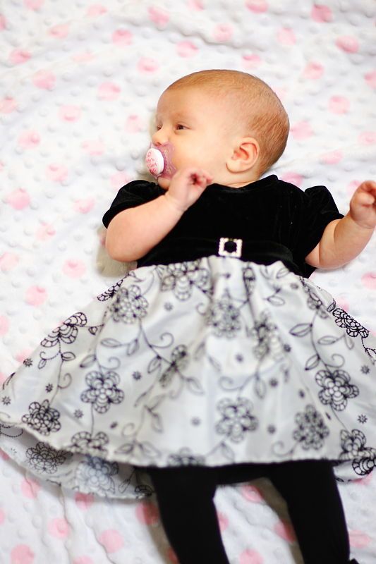 

Filename: SRM_20110108_22491976.JPG
Aperture: f/1.2
Shutter Speed: 1/100
Body: Canon EOS-1D Mark II
Lens: Canon EF 85mm f/1.2 L II