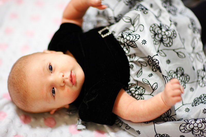 

Filename: SRM_20110108_22543434.JPG
Aperture: f/1.2
Shutter Speed: 1/125
Body: Canon EOS-1D Mark II
Lens: Canon EF 85mm f/1.2 L II