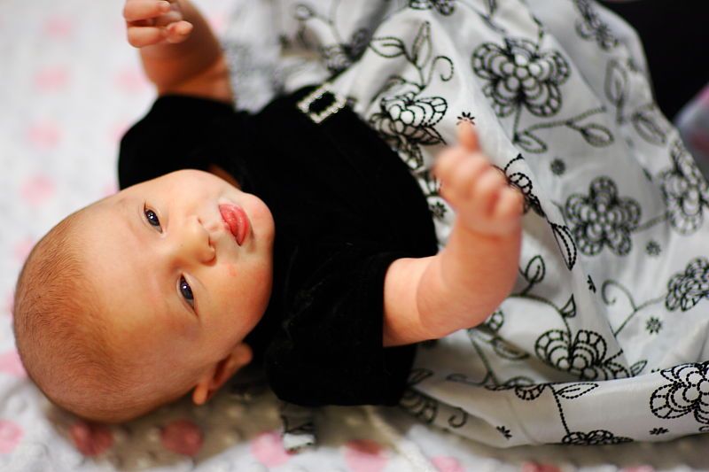 

Filename: SRM_20110108_22554540.JPG
Aperture: f/1.2
Shutter Speed: 1/160
Body: Canon EOS-1D Mark II
Lens: Canon EF 85mm f/1.2 L II