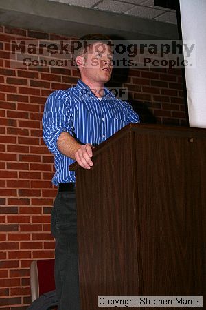 Weekly meeting of the Undergraduate House of Representatives (UHR), January 27, 2004

Filename: img_1002_std.jpg
Aperture: f/7.1
Shutter Speed: 1/80
Body: Canon EOS DIGITAL REBEL
Lens: Canon EF-S 18-55mm f/3.5-5.6