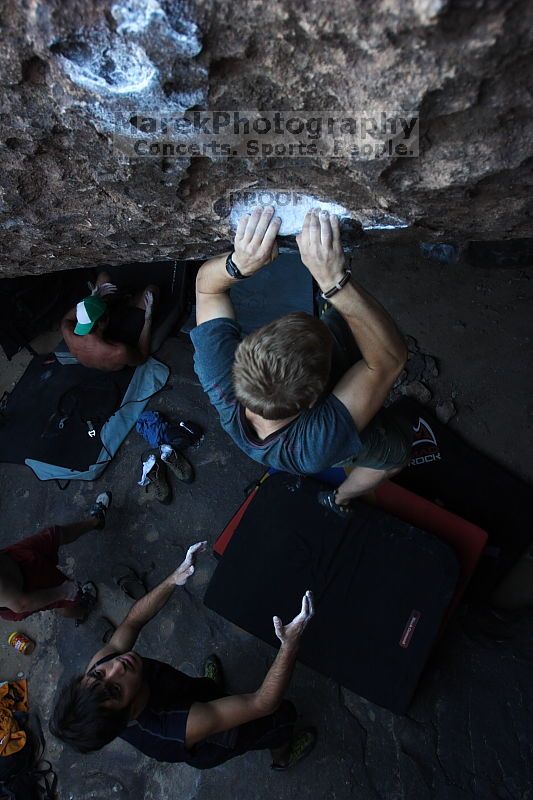 Rock climbing in Hueco Tanks State Park and Historic Site during the Hueco Tanks Awesome Fest 2.0 trip, Sunday, September 05, 2010.
Filename: SRM_20100905_19090904.JPG
Aperture: f/4.0
Shutter Speed: 1/200
Body: Canon EOS 20D
Lens: Canon EF 16-35mm f/2.8 L
