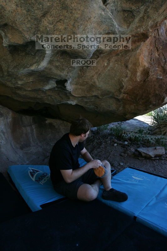 

Filename: SRM_20140528_1045030.JPG
Aperture: f/4.0
Shutter Speed: 1/800
Body: Canon EOS-1D Mark II
Lens: Canon EF 16-35mm f/2.8 L